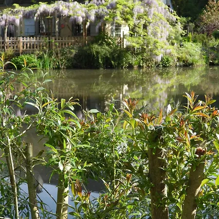 Le Jardin De Jean Bed & Breakfast
